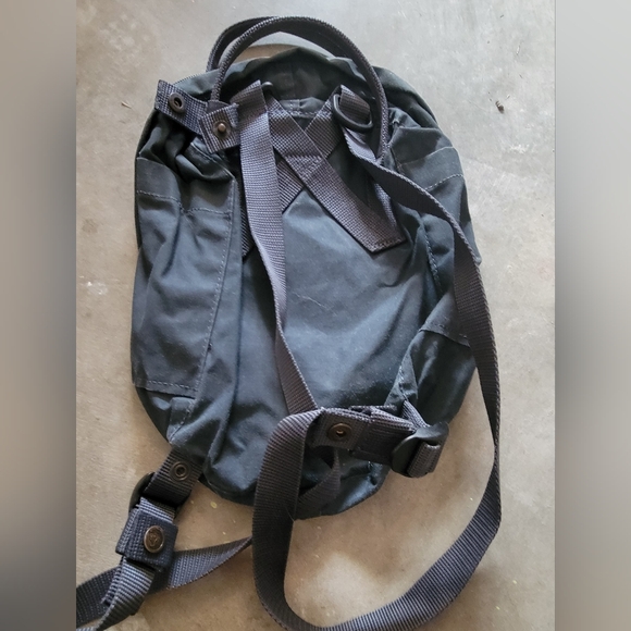 Kånken Mini Backpack - Picture 2 of 2